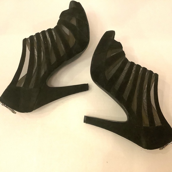 Michael Kors Black Leather Strappy Mesh Zipper Booties B13/17 - Picture 6 of 15